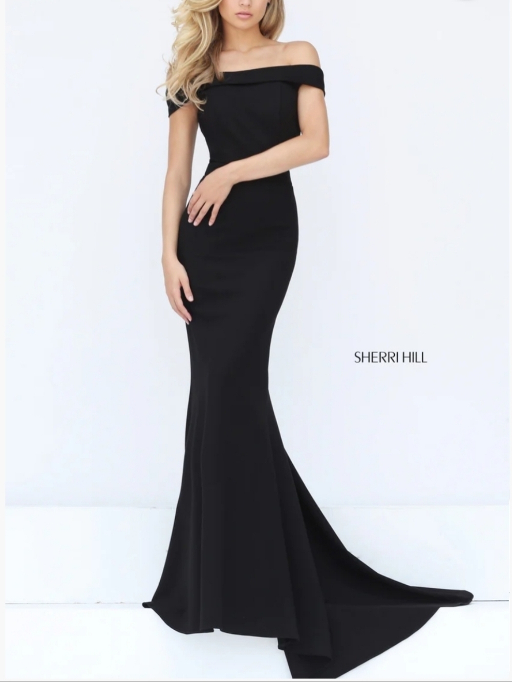 NWT Sherri Hill Black Off Shoulder Mermaid Evening Gown With Train  (10) FLAWED